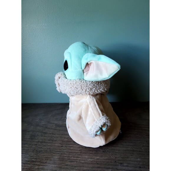 Star Wars Baby Yoda The Mandalorian 8" Small Plush Stuffed Figure 2020 - Picture 4 of 10